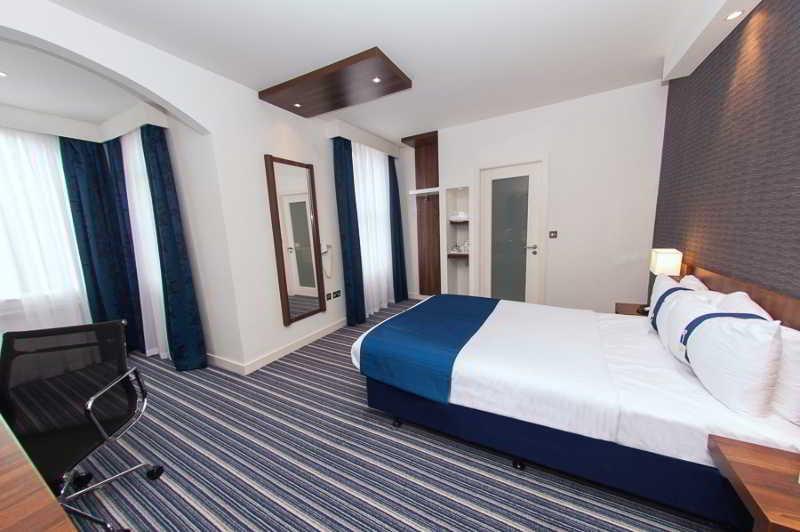 Holiday Inn Express Liverpool Hoylake, An Ihg Hotel Zewnętrze zdjęcie